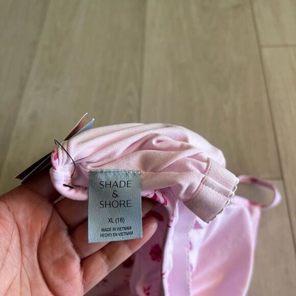 Shade & Shore Women's Halter Shirred Plunge Neck Medium Coverage One Piece Swims - Picture 6 of 11